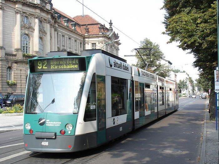 Straßenbahn